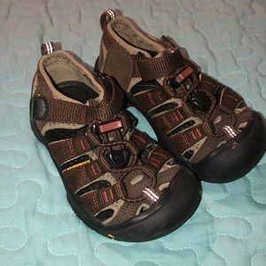Keen Toodler Shoes